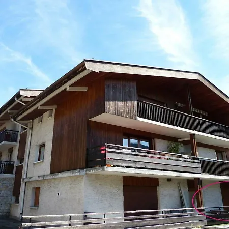 A : 3* Avec Garage, Proche Pistes Et Commerces - Fr-1-304-93