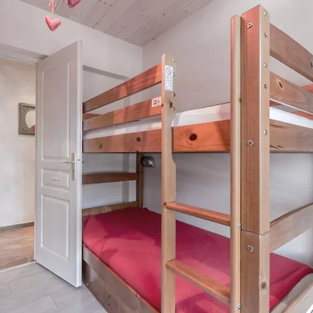 A : 3* Avec Garage, Proche Pistes Et Commerces - Fr-1-304-93 Apartment La Clusaz