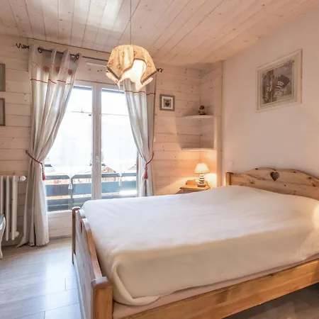 A : 3* Avec Garage, Proche Pistes Et Commerces - Fr-1-304-93